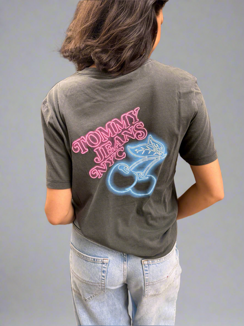 Tommy Jeans Relaxed Neon Logo Tee