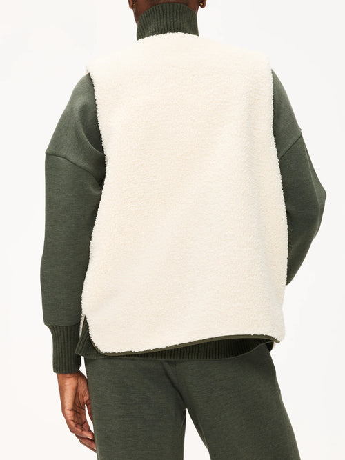 Varley Audrea Reversible Gilet - Sandshell/ Forest Night