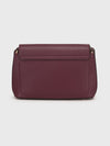 GUESS
Logo crossbody bag