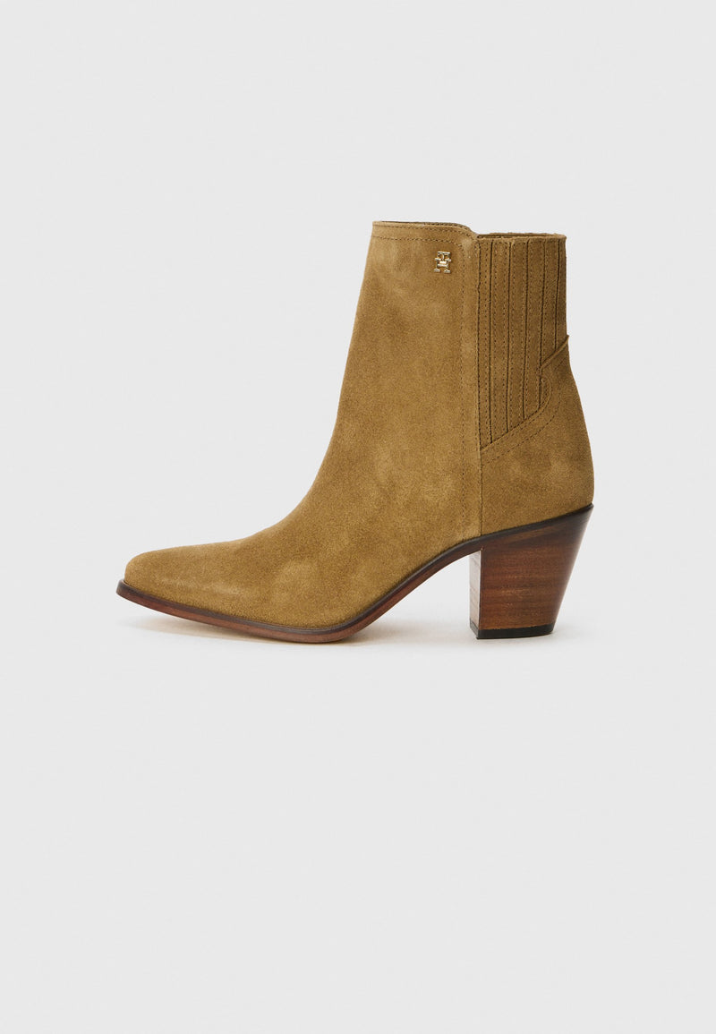 Tommy Hilfiger Western Chelsea suede ankle boot
