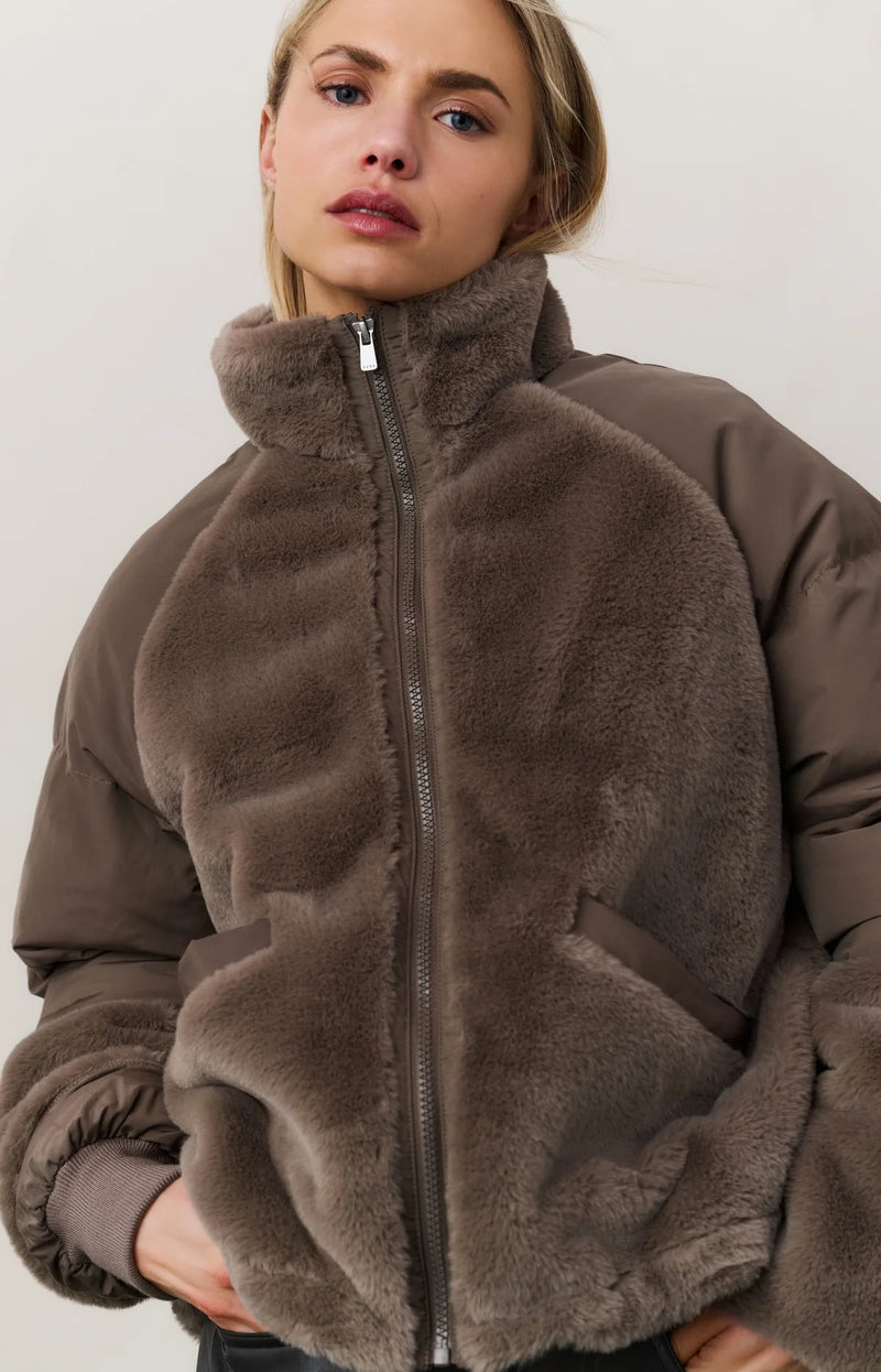 Yaya Short teddy jacket with padded sleeves - Brown
