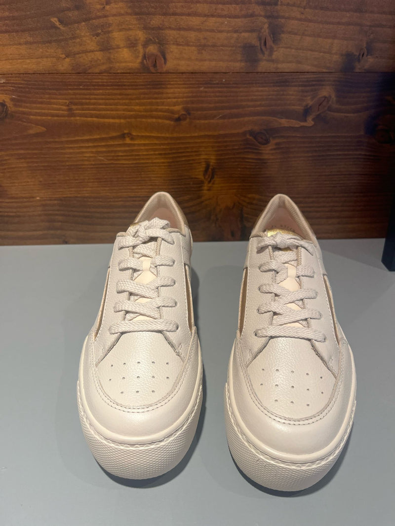 Paul Green leather cream and gold runner