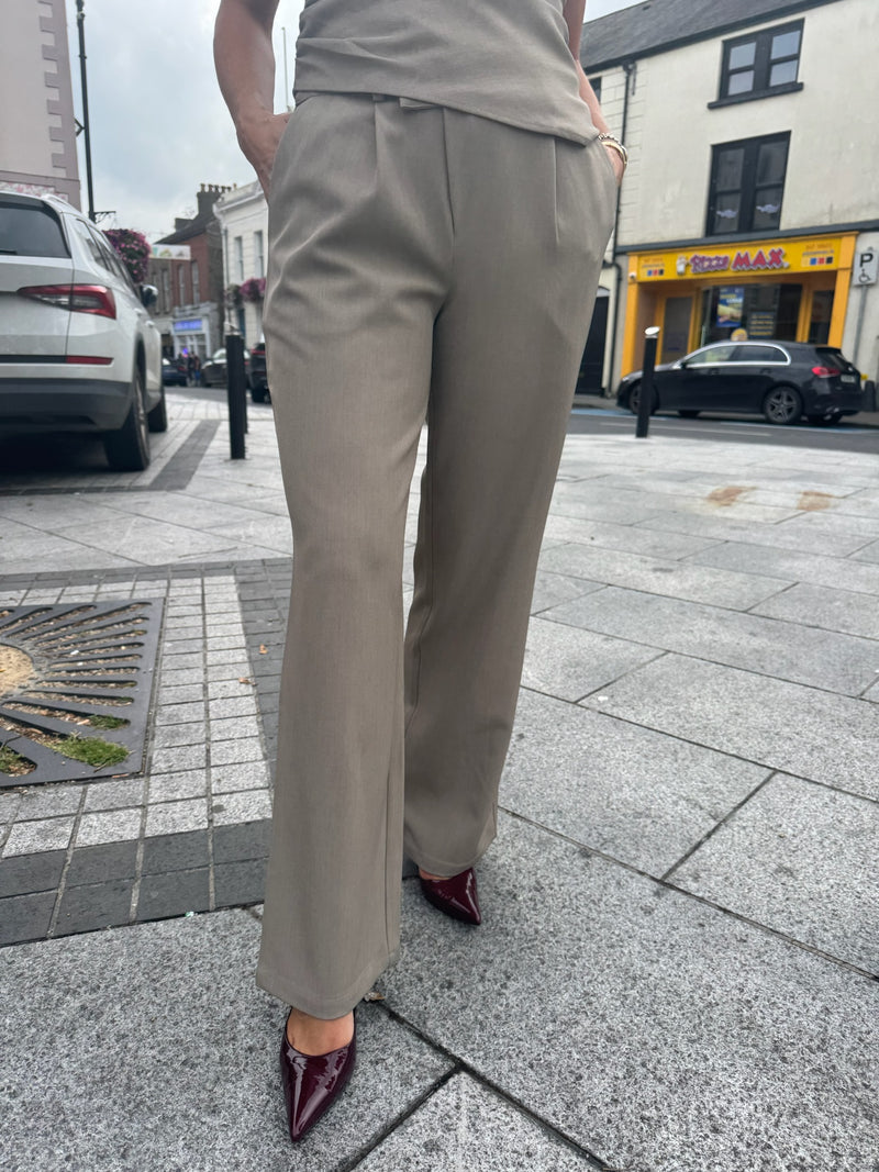 Pretty Lavish Flynn Slouchy Trousers