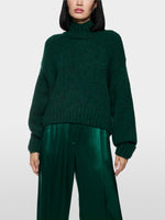 Marc Cain Knitted in Germany cosy jumper - Green