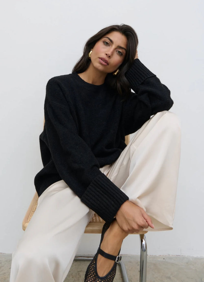 Pretty Lavish Camille Oversized Borg Jumper - Black