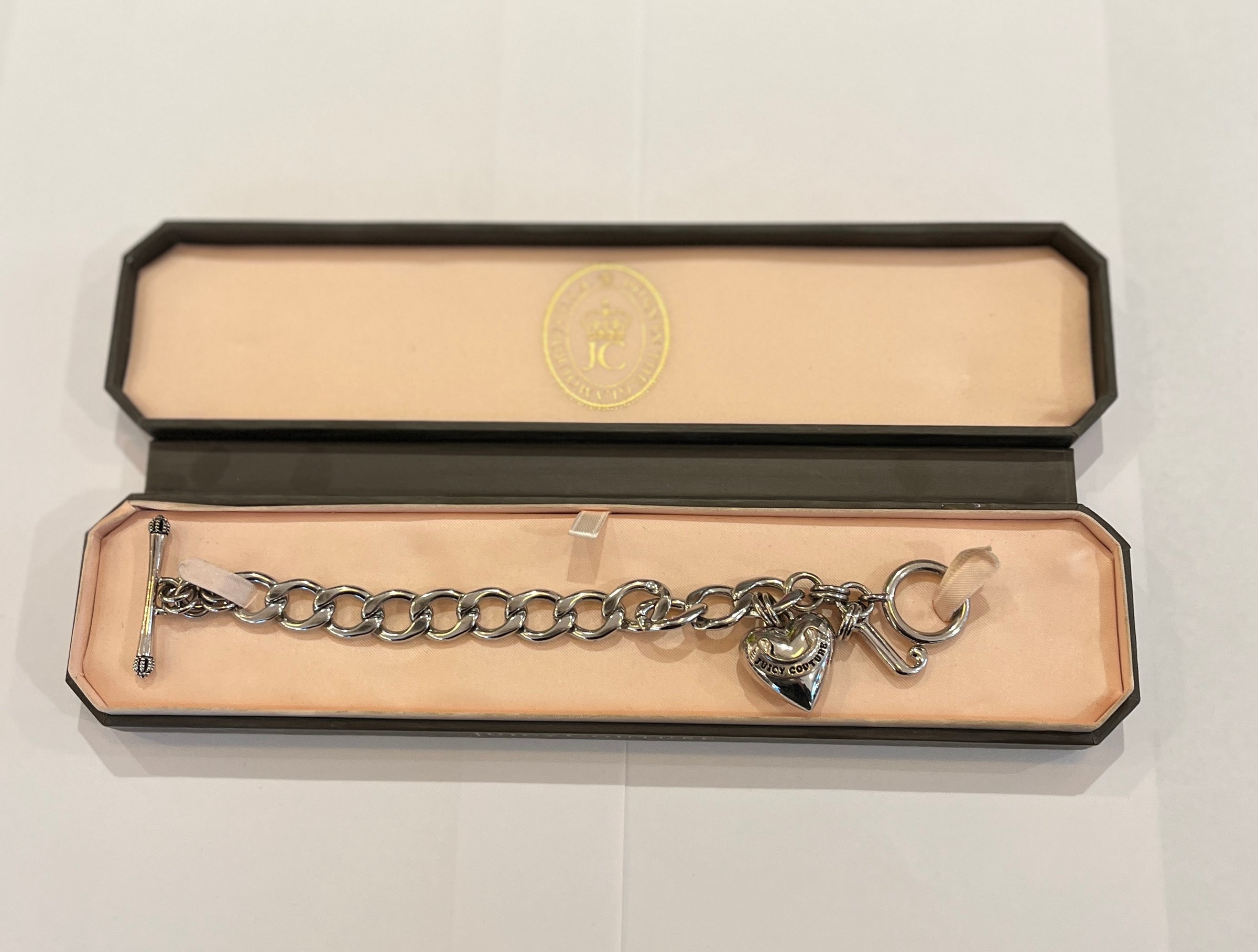 Juicy Couture Silver chain bracelet – House of Labels Ltd